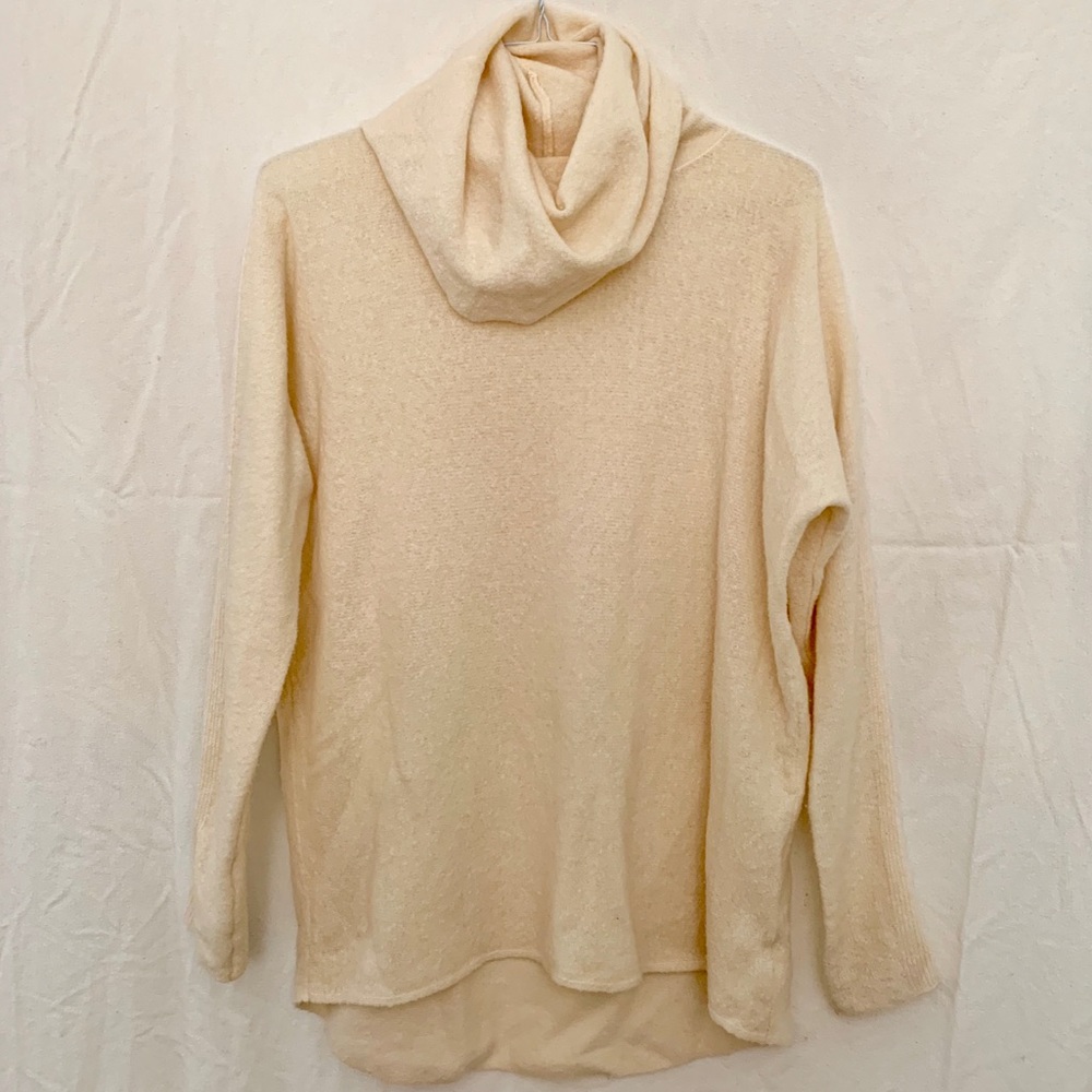 Vince Cashmere Turtle/Cowl Neck Sweater Size M